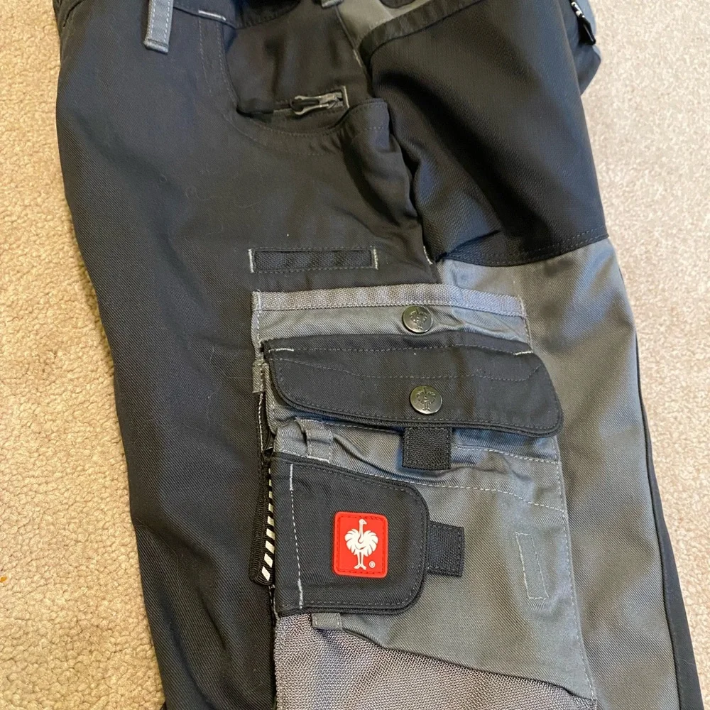 Boys Cargo pants size 12. Amazing quality! Super functional and Built to last. - Picture 5 of 11